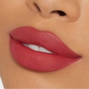 Kylie VICTORIA Lipstick